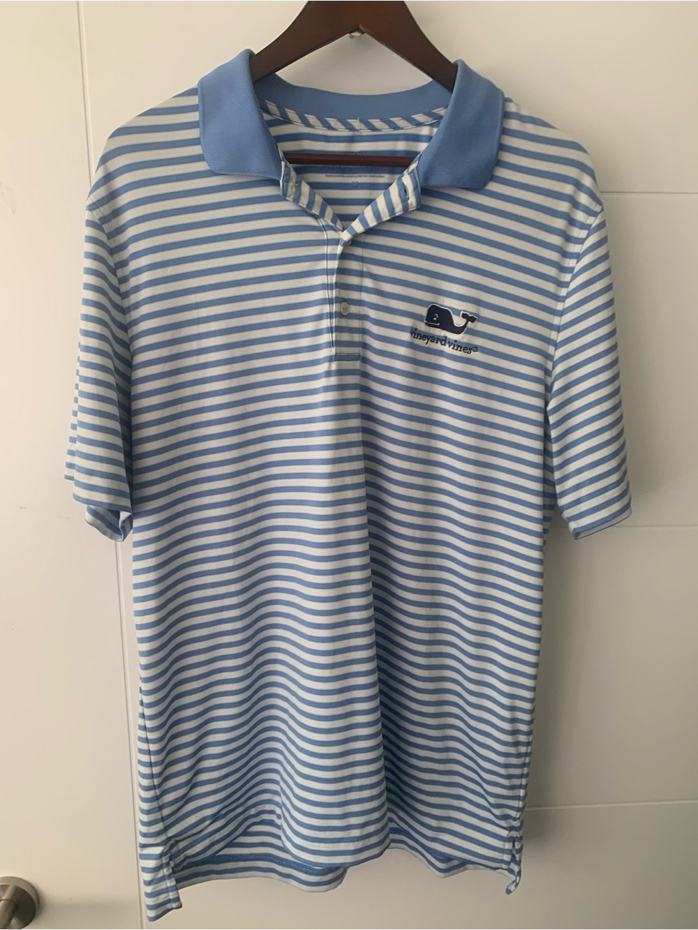 Vineyard Vines Striped Polo in Light Blue & White A9